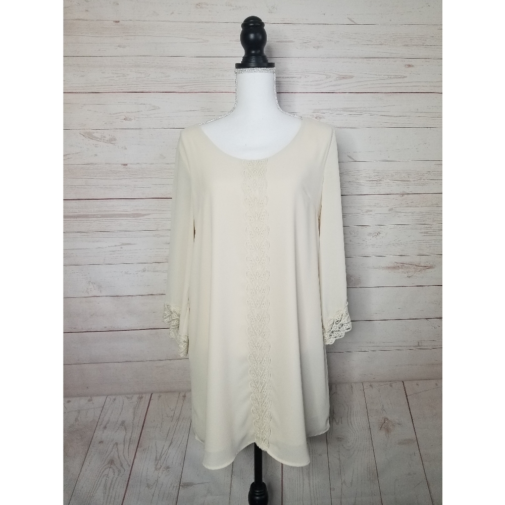 ASTR Nordstrom Cream Lace Shift Dress | Medium - Picture 2 of 6